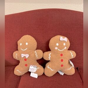 Gingerbread Pillow Set